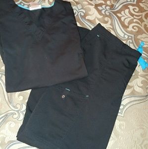 Black Scrub set size Large